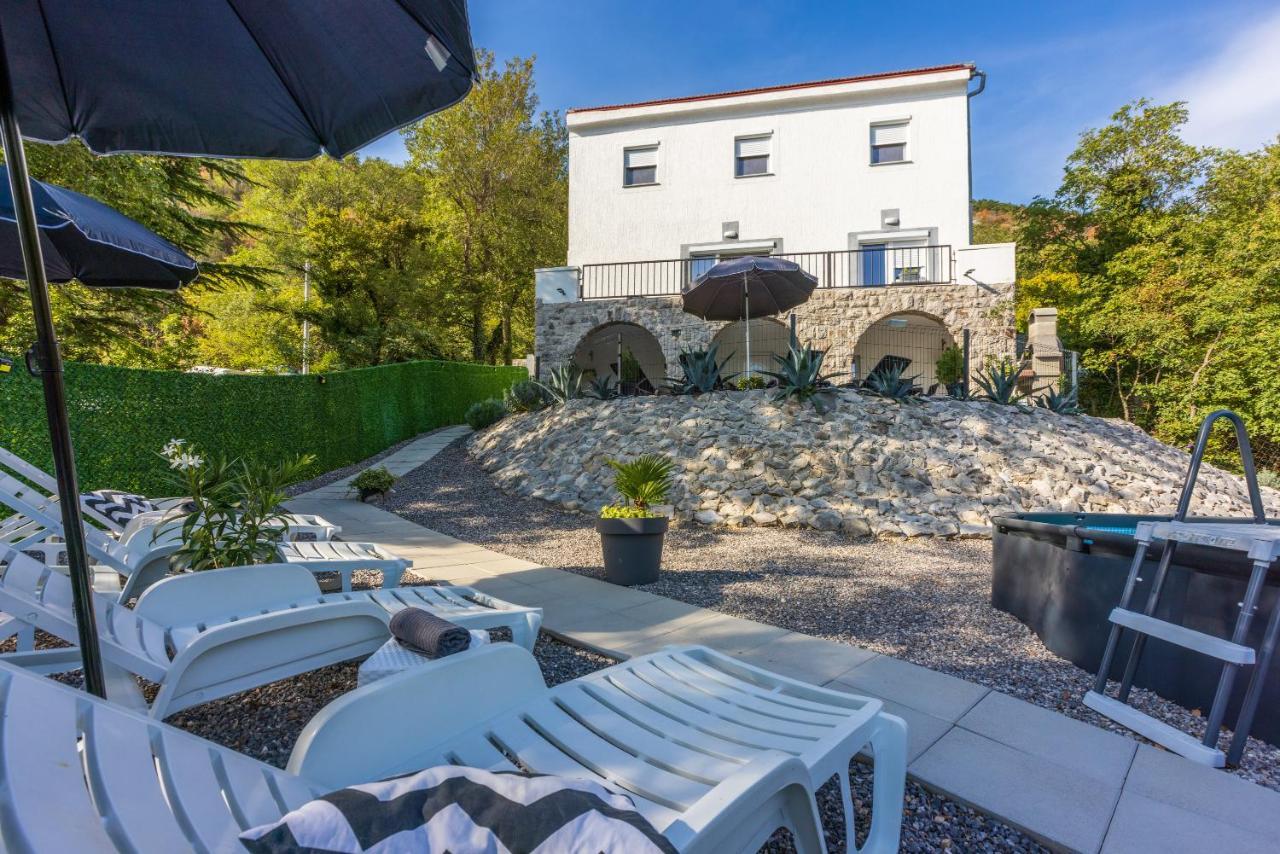 Holiday House Dino Bribir  Exterior photo